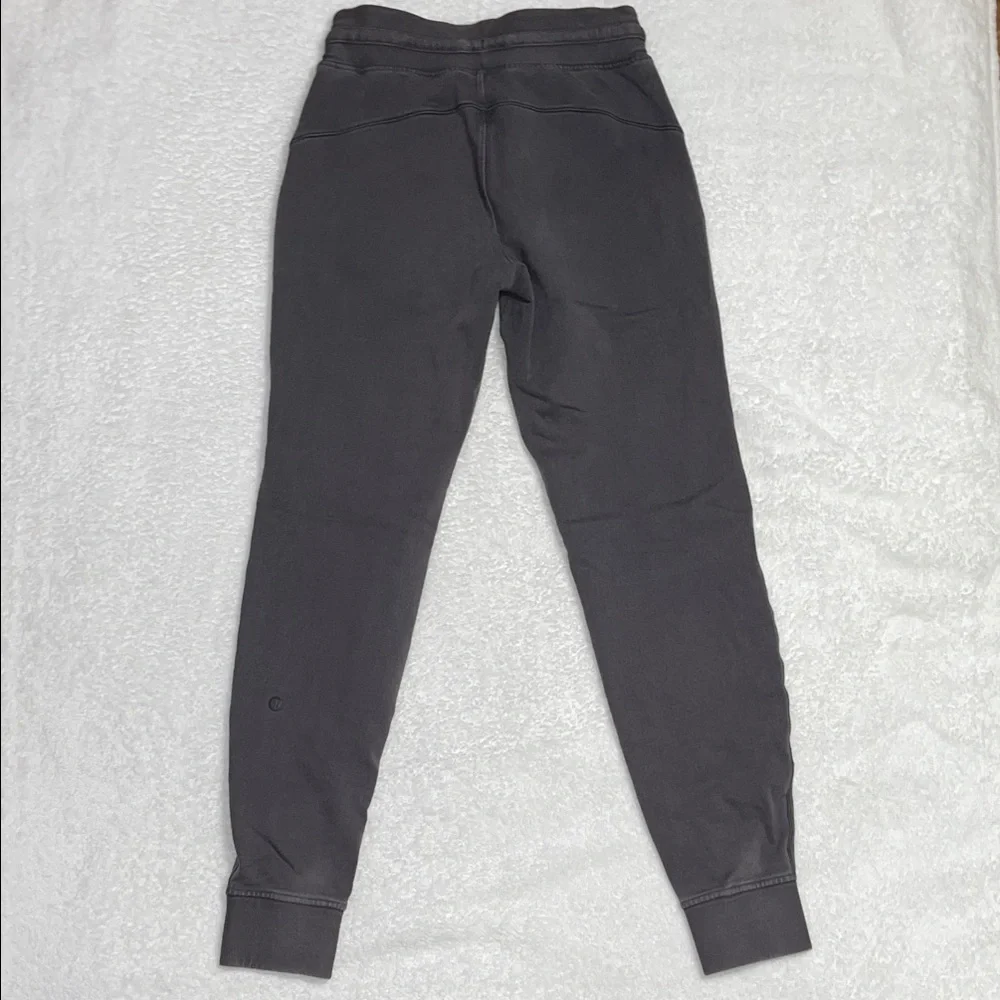 Lululemon Athletica Charcoal Jogger Pants